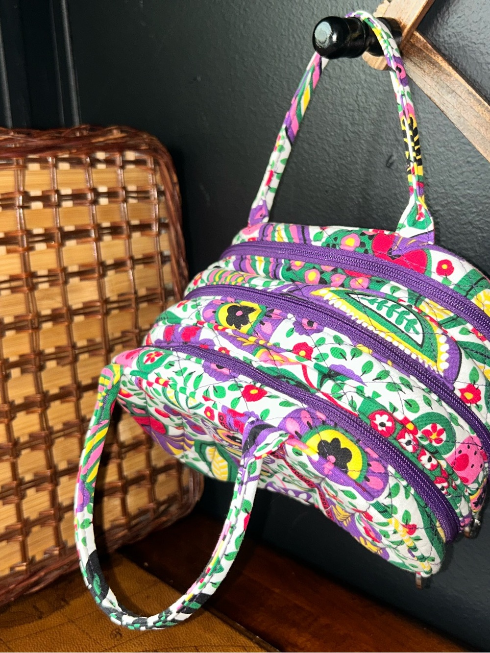 Vera Bradley triple zip cosmetic bag in retired "Viva La Vera" floral print - Picture 2 of 16